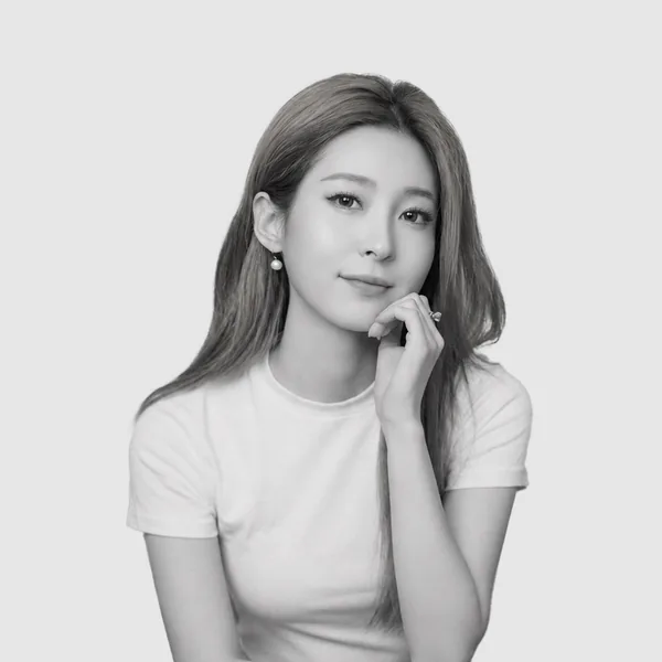 Weilin Zhou