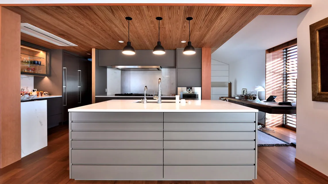 House K — 4