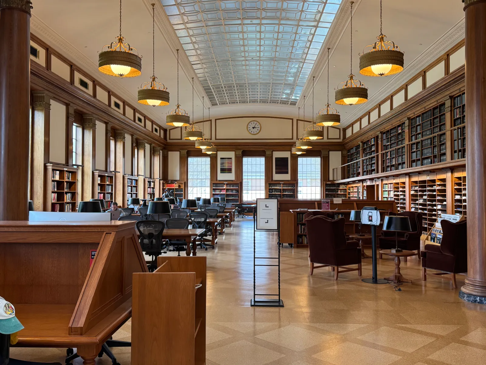 ボストンの図書館にて